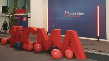 Remise des trophées aux 100 ans de la CMA du Doubs avec le mot-dièse #CMA en rouge en image de couverture