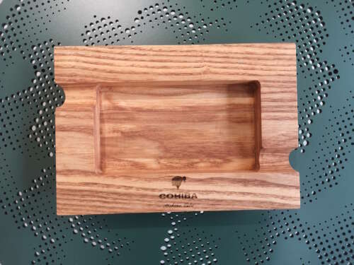 Cendrier original en bois naturel, fabrication sur-mesure Manufacture Dubosc & Fils