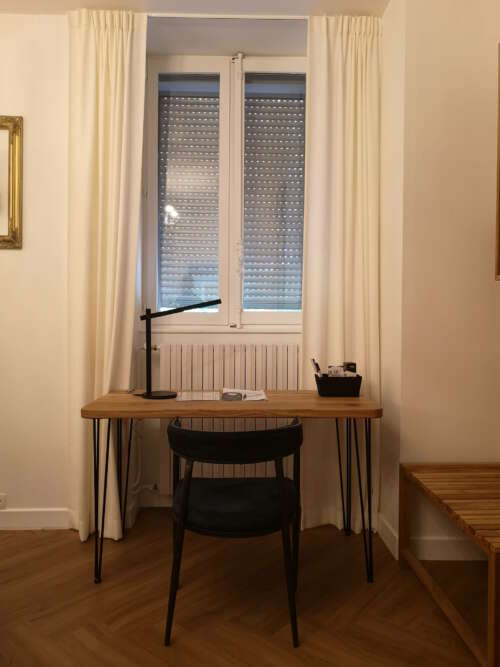 Bureau design contemporain en chêne massif et métal noir