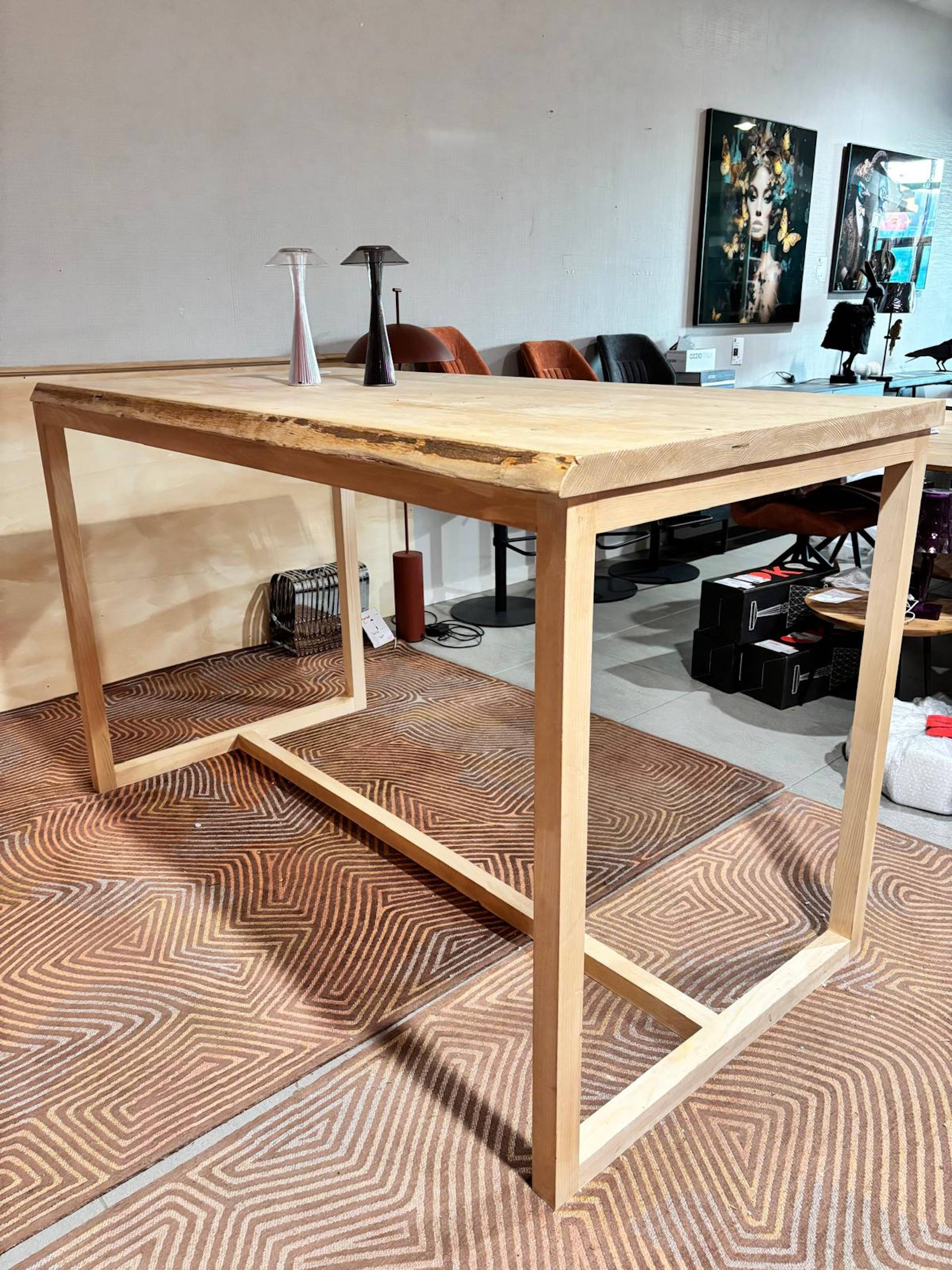 Table mange debout en chêne massif faite main – fabrication française sur mesure.