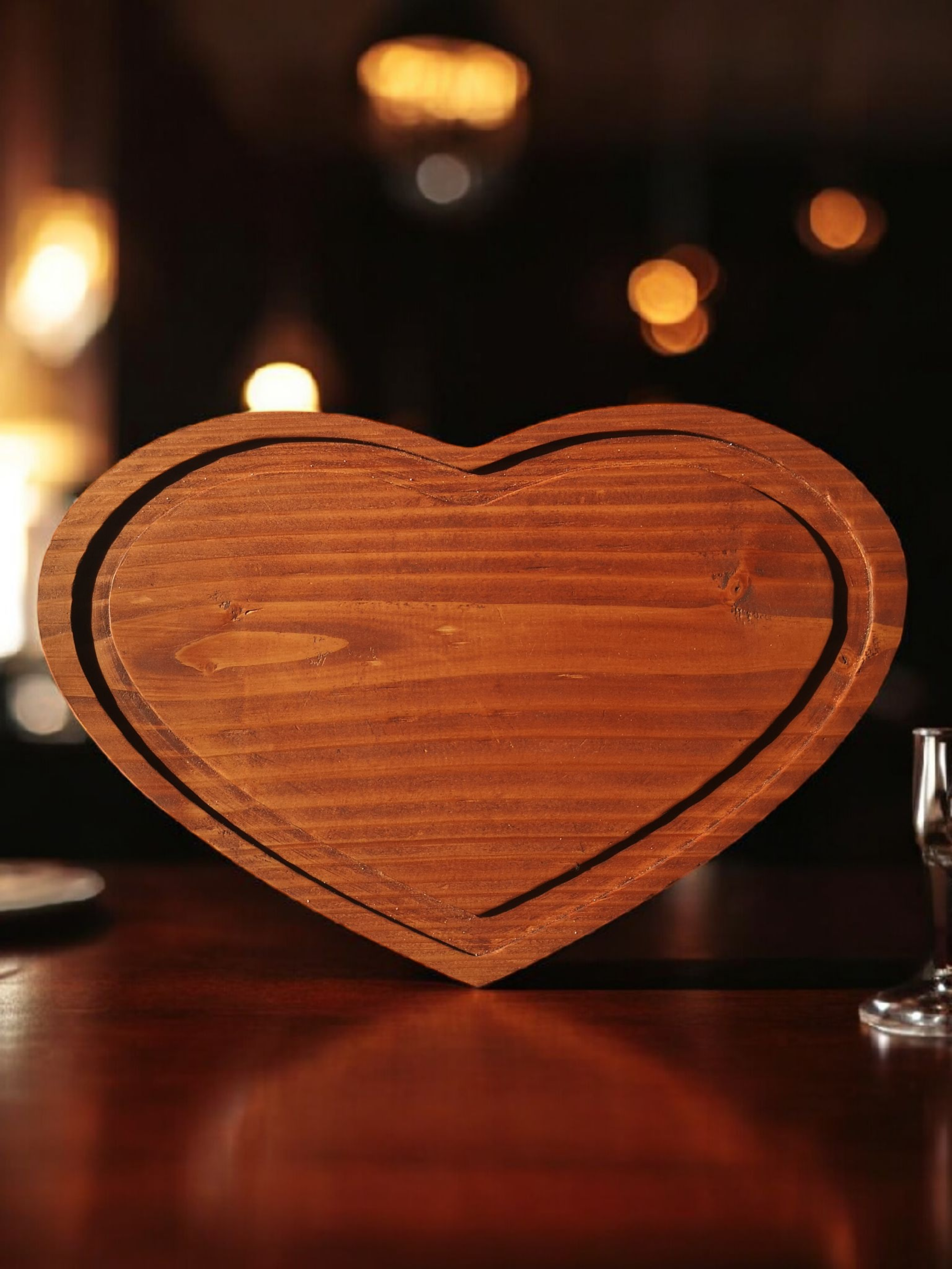 Sous-plat en bois massif pour protéger table et plan de travail.