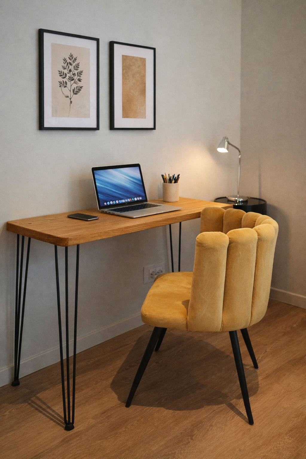 Console en bois massif fabriquée artisanalement en France avec pieds acier noir Manufacture Dubosc & Fils.